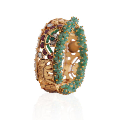 Emerald and  pearl polki kangen with screw clasp(single pc)