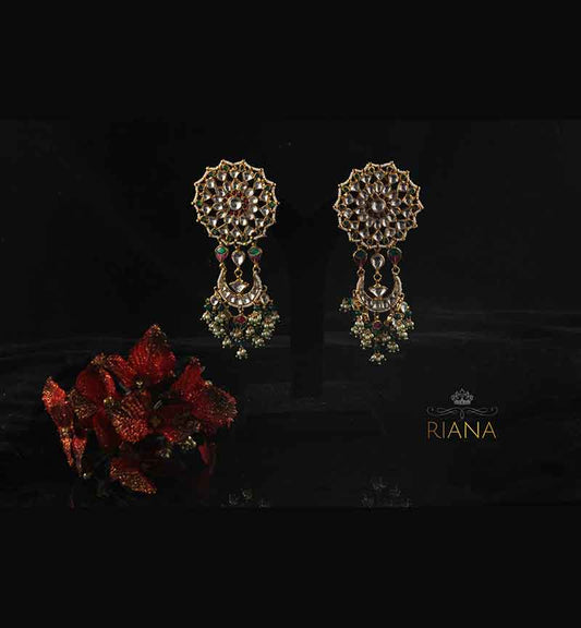 Traditional long multicolor baalis