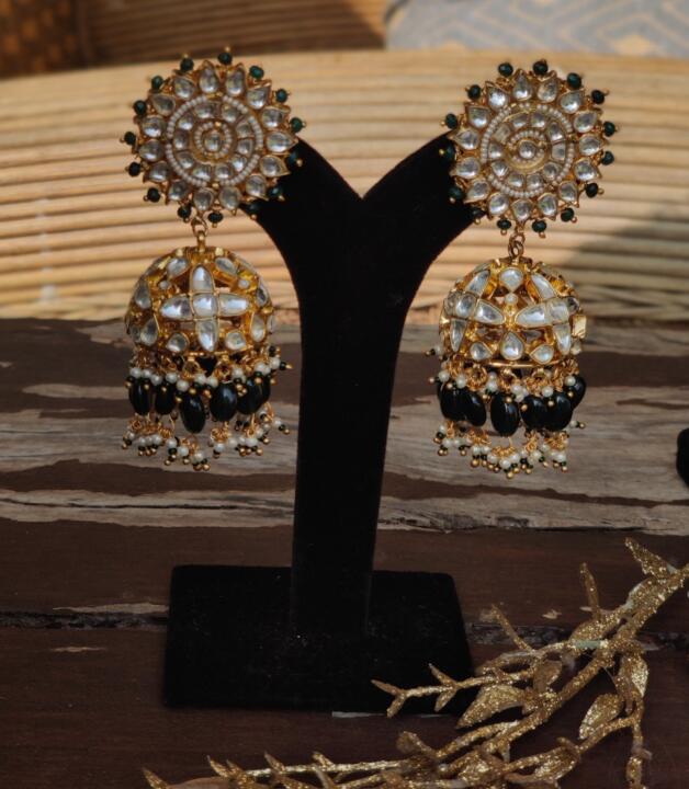 White Jadtar Stone Tops With Jhumki In Green Beads