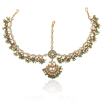 Middle Flower Shape Green Hangings Mathapatti