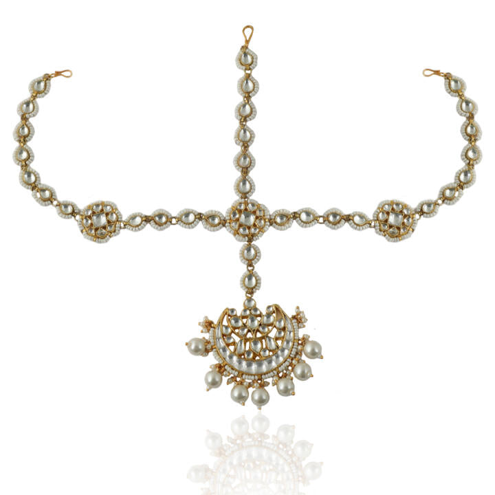 Single Line White Hairband With Pearl Tikka