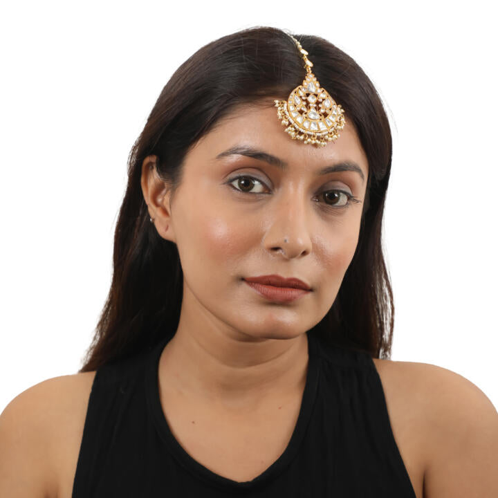White Jadtar Maangtikka