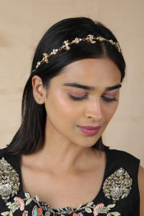 Festive wear intricately designed delicate jadau mathapatti hariband