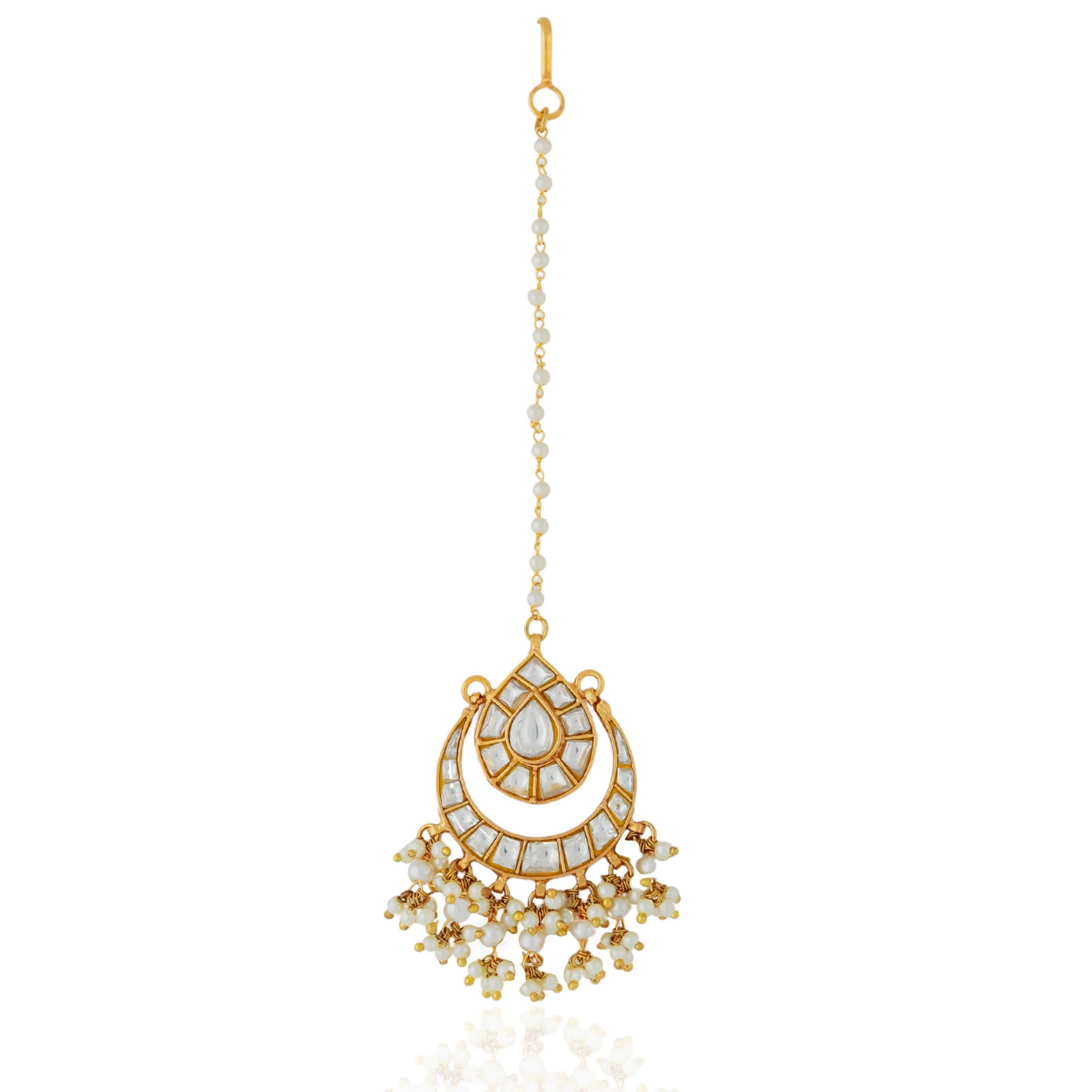 contemporary maang tikka with pearls