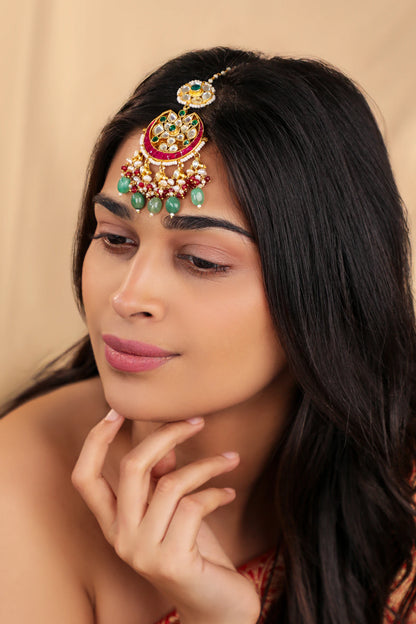 Jadau multicolour tikka with paste beads