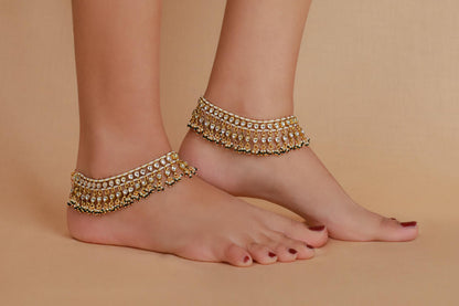 New traditional wear green white payal(pair)