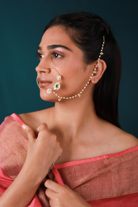 Traditional wear green stone gold plated nath