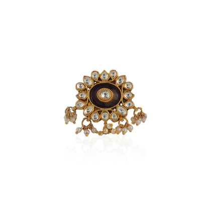 Brown Minawork Ring With White Hangings
