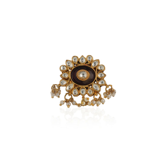 Brown Minawork Ring With White Hangings