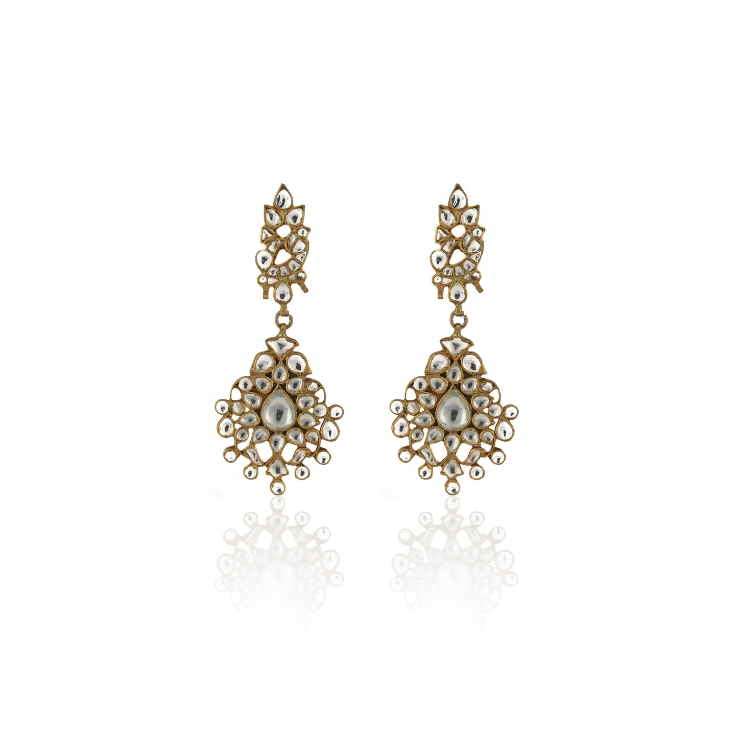 WHITE JADTAR STONE EARRINGS
