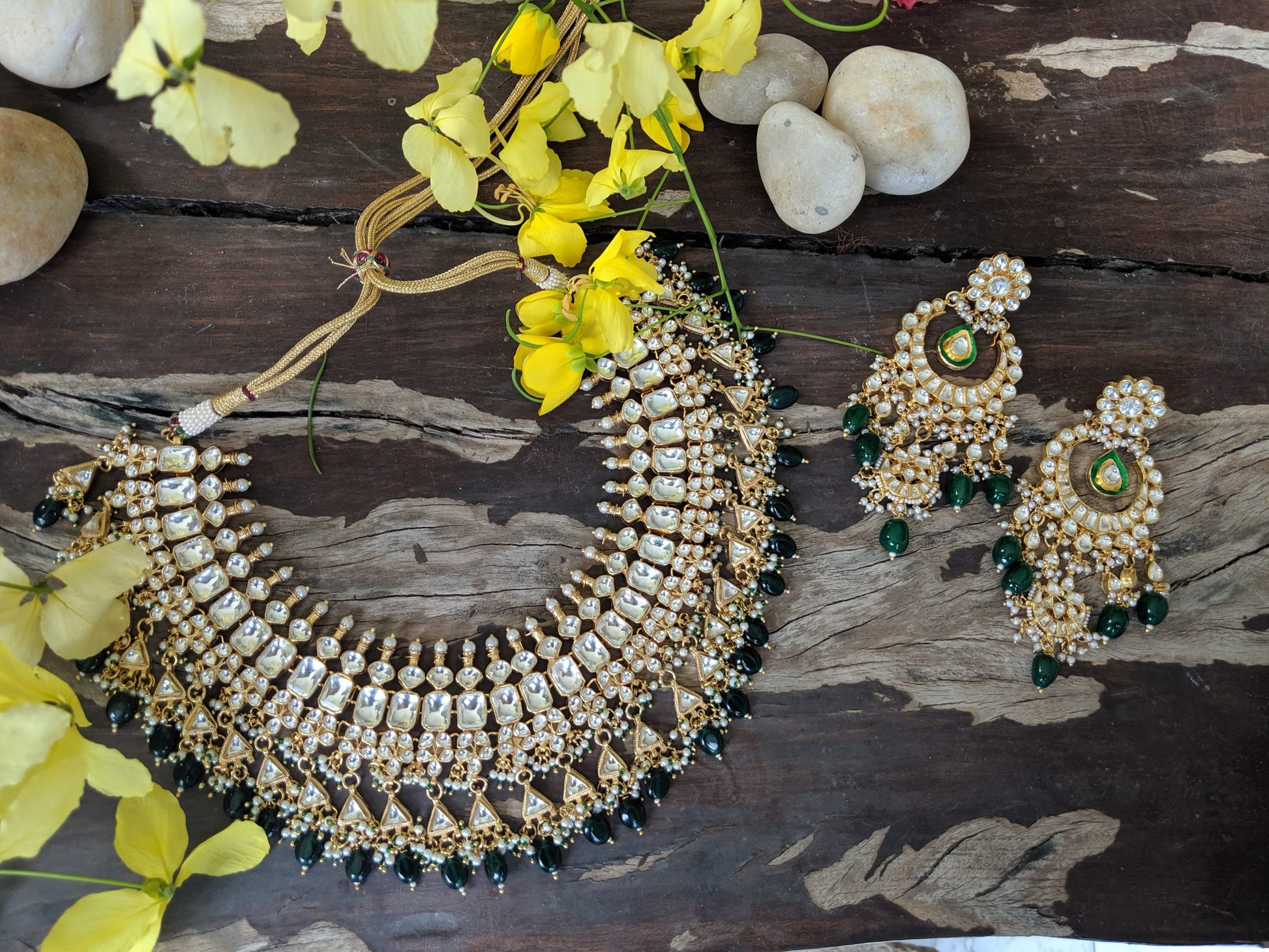 22Kt Gold Plated Emerald & Pearl Necklace Set
