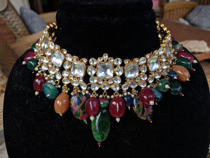 WHITE JADTAR BIG STONE WITH MULTI COLOUR NECKLACE SET