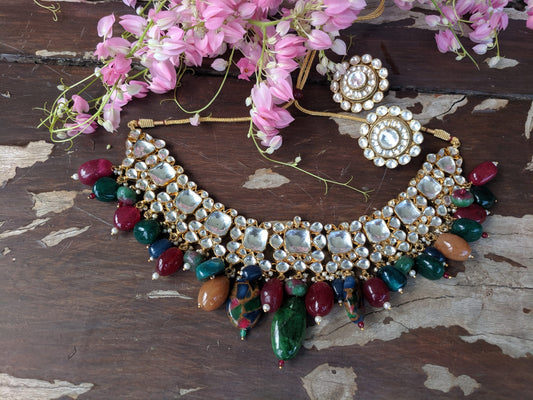 WHITE JADTAR BIG STONE WITH MULTI COLOUR NECKLACE SET
