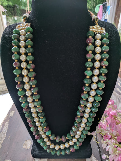 MULTI SHADE NECKLACE OF PINK AND GREEN WITH PEARL AND GOLDEN BEADES