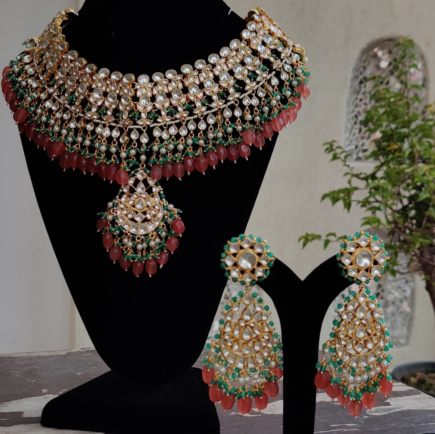 WHITE JADTAR STONE WITH PASTEL PINK & GREEN HEAVY BRIDAL NECKLACE SET